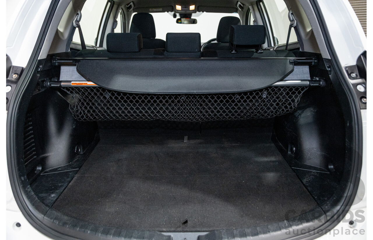 11/2018 Toyota Rav4 GX (AWD) ASA44R 4d Wagon White 2.5L