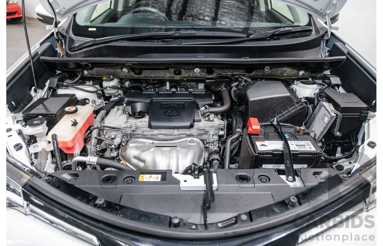 11/2018 Toyota Rav4 GX (AWD) ASA44R 4d Wagon White 2.5L