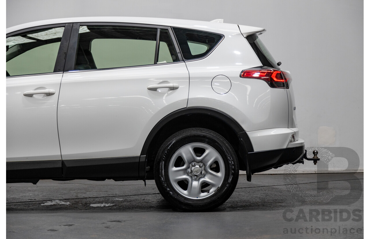 11/2018 Toyota Rav4 GX (AWD) ASA44R 4d Wagon White 2.5L