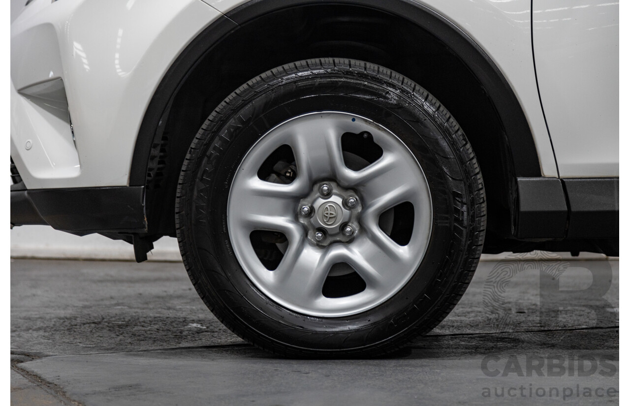 11/2018 Toyota Rav4 GX (AWD) ASA44R 4d Wagon White 2.5L