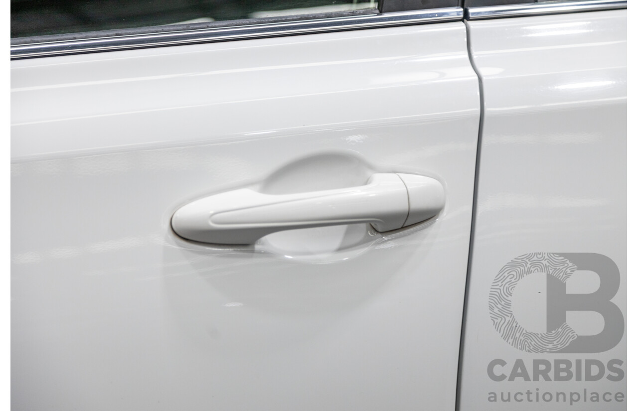 11/2018 Toyota Rav4 GX (AWD) ASA44R 4d Wagon White 2.5L