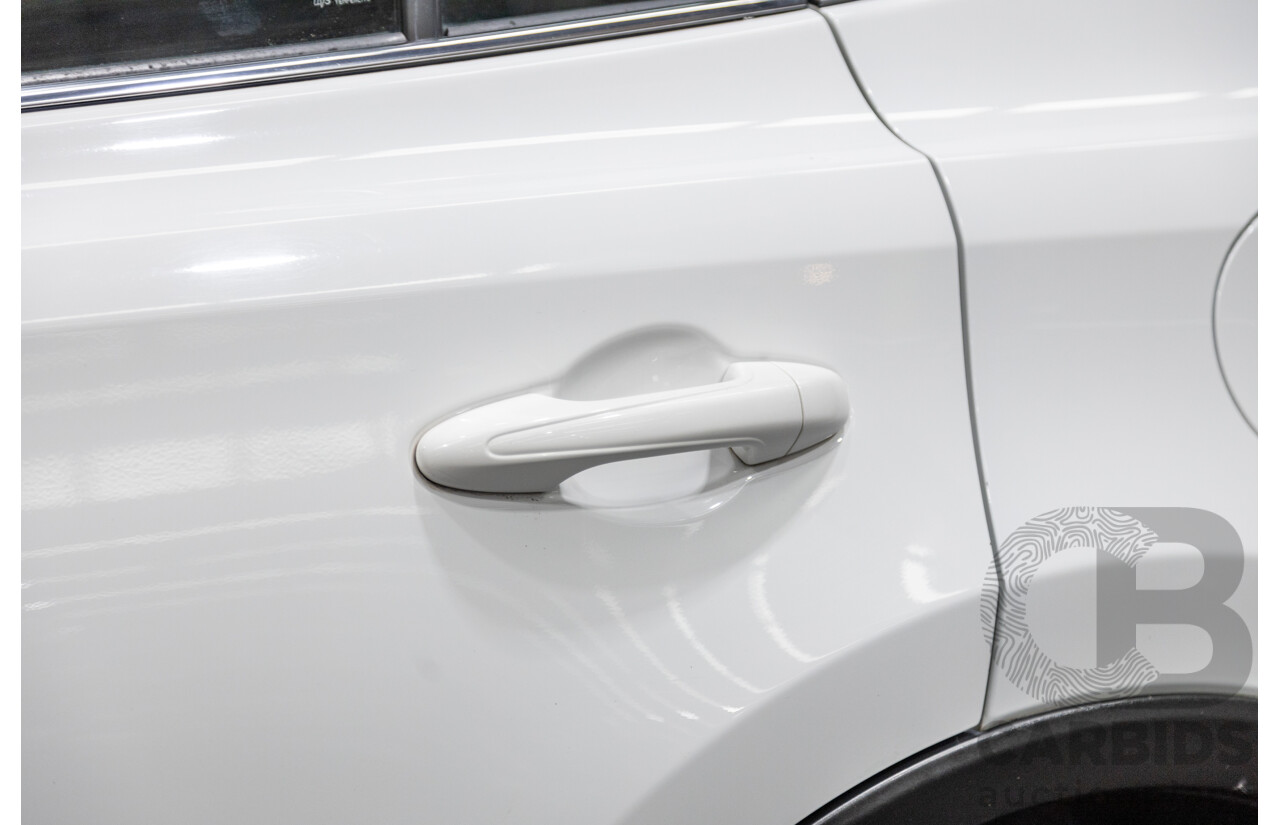 11/2018 Toyota Rav4 GX (AWD) ASA44R 4d Wagon White 2.5L