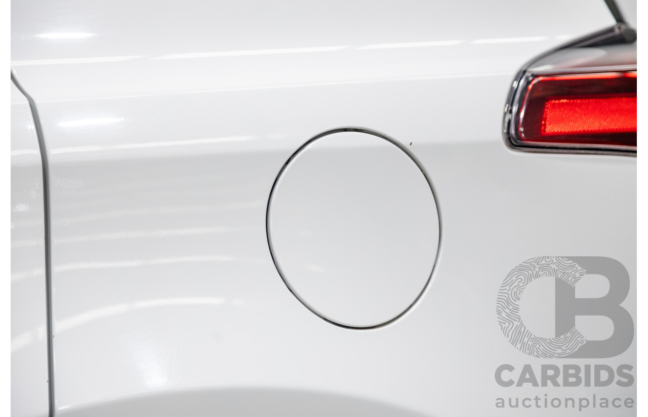 11/2018 Toyota Rav4 GX (AWD) ASA44R 4d Wagon White 2.5L