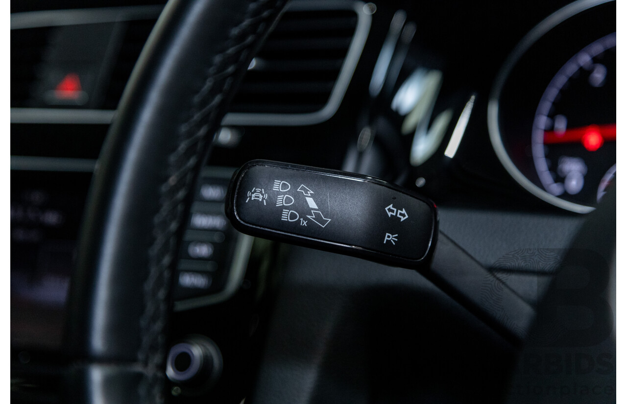 2/2014 Volkswagen Golf 110 TDI Highline MK7 AU MY14 4d Wagon White Turbo Diesel 2.0L