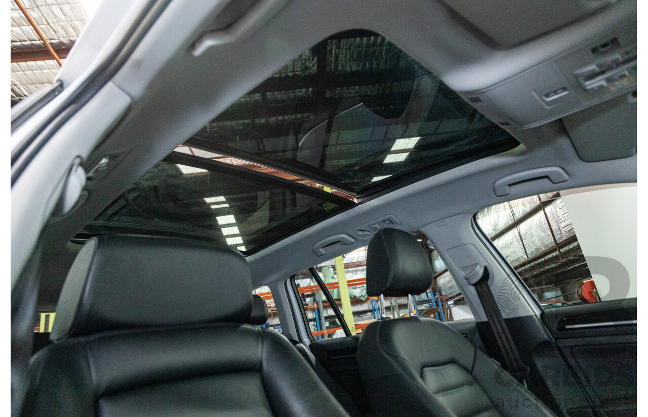 2/2014 Volkswagen Golf 110 TDI Highline MK7 AU MY14 4d Wagon White Turbo Diesel 2.0L