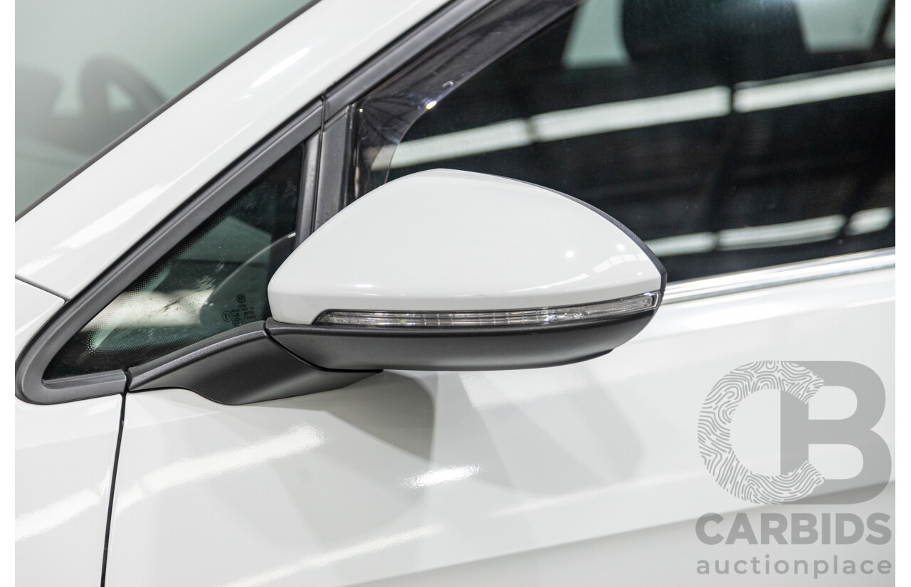 2/2014 Volkswagen Golf 110 TDI Highline MK7 AU MY14 4d Wagon White Turbo Diesel 2.0L