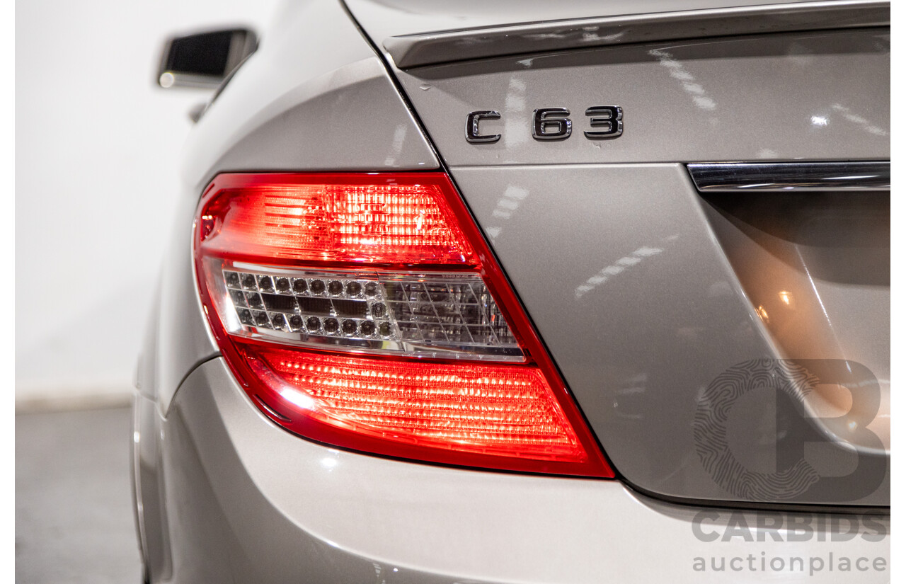 5/2009 Mercedes Benz C63 AMG W204 4d Sedan Cubanite Silver Metallic V8 6.2L