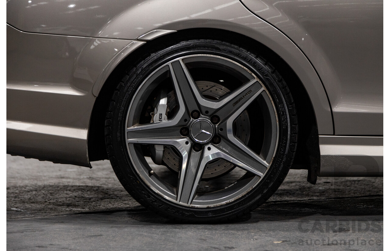 5/2009 Mercedes Benz C63 AMG W204 4d Sedan Cubanite Silver Metallic V8 6.2L