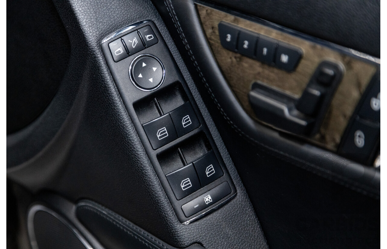 5/2009 Mercedes Benz C63 AMG W204 4d Sedan Cubanite Silver Metallic V8 6.2L