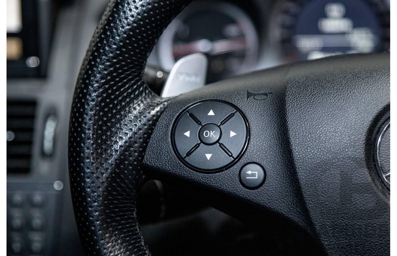 5/2009 Mercedes Benz C63 AMG W204 4d Sedan Cubanite Silver Metallic V8 6.2L