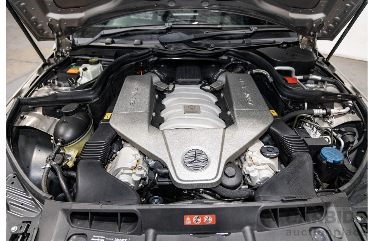 5/2009 Mercedes Benz C63 AMG W204 4d Sedan Cubanite Silver Metallic V8 6.2L