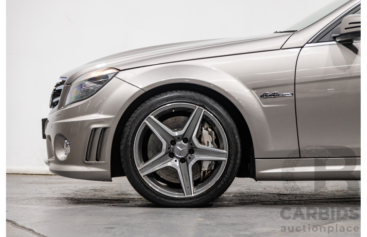 5/2009 Mercedes Benz C63 AMG W204 4d Sedan Cubanite Silver Metallic V8 6.2L