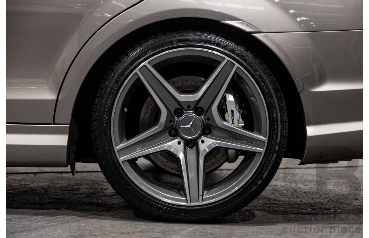 5/2009 Mercedes Benz C63 AMG W204 4d Sedan Cubanite Silver Metallic V8 6.2L