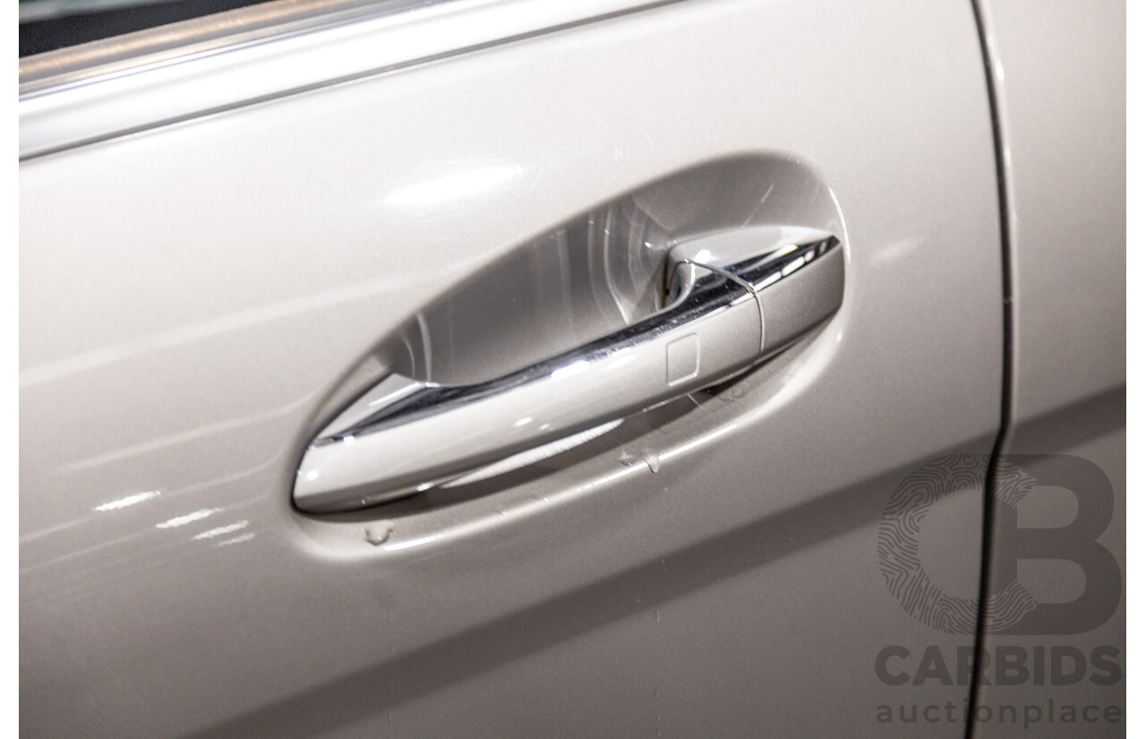 5/2009 Mercedes Benz C63 AMG W204 4d Sedan Cubanite Silver Metallic V8 6.2L