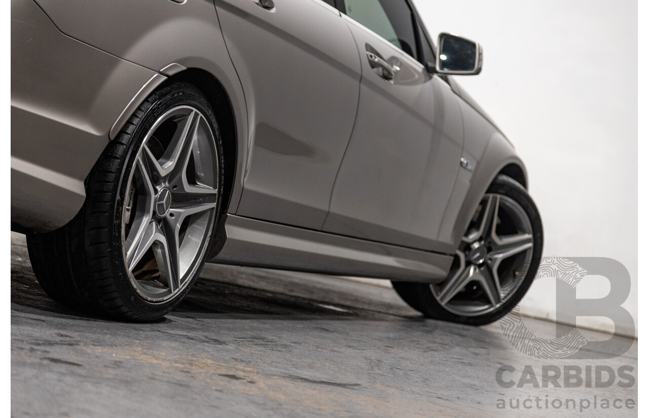5/2009 Mercedes Benz C63 AMG W204 4d Sedan Cubanite Silver Metallic V8 6.2L