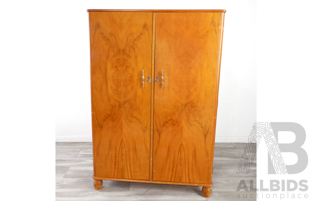 Art Deco Fitted Low Boy