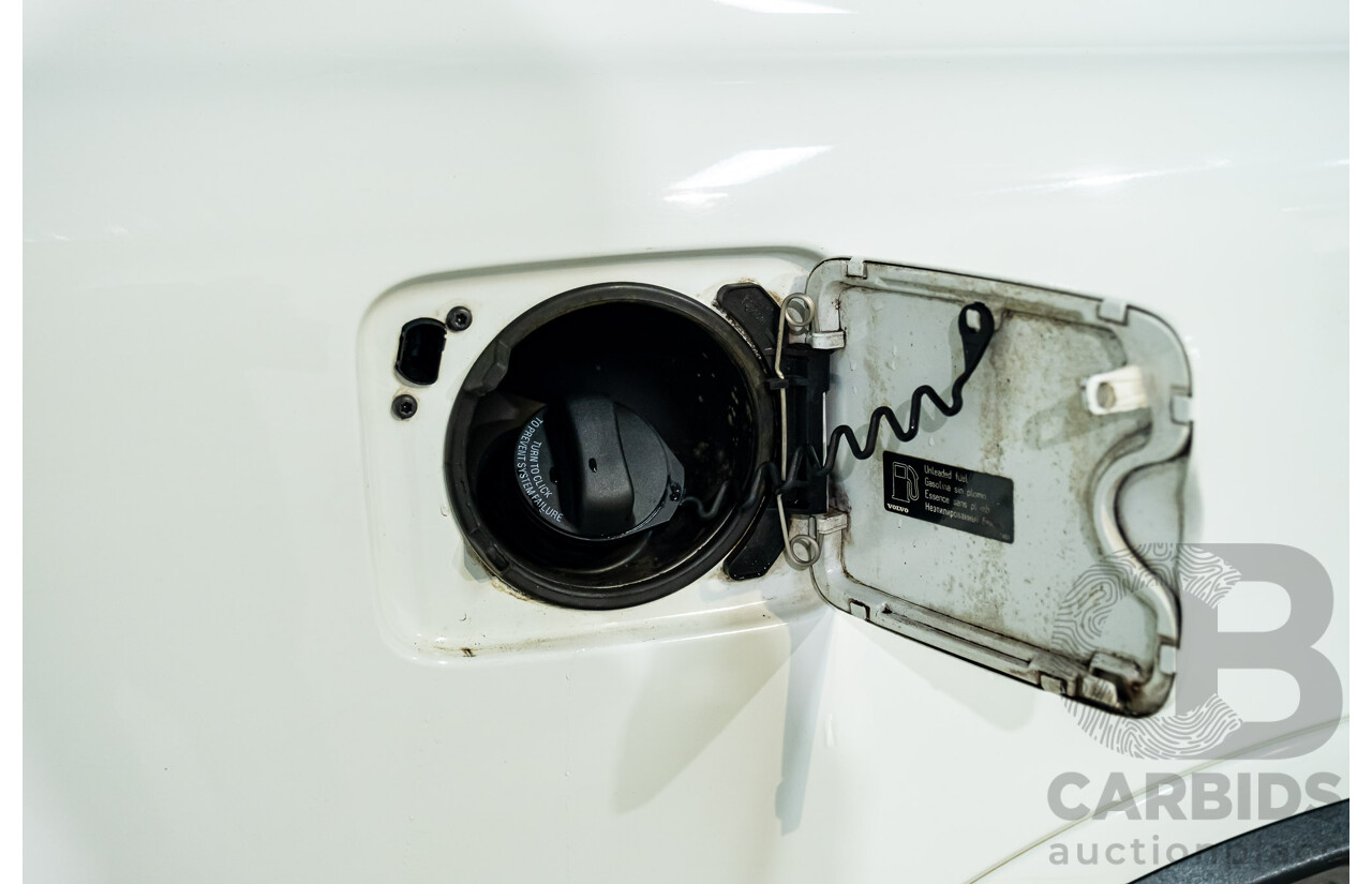 1/2014 Volvo XC90 3.2 R-Design (AWD) MY14 4d Wagon White 3.2L - 7 Seater