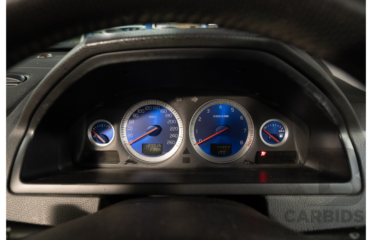 1/2014 Volvo XC90 3.2 R-Design (AWD) MY14 4d Wagon White 3.2L - 7 Seater