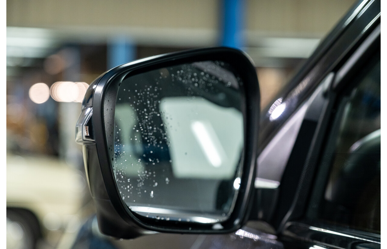 01/2019 Mercedes Benz X350d Power 4Matic (4x4) 470 4d Dual Cab Utility Kabara Black Metallic Turbo Diesel V6 3.0L