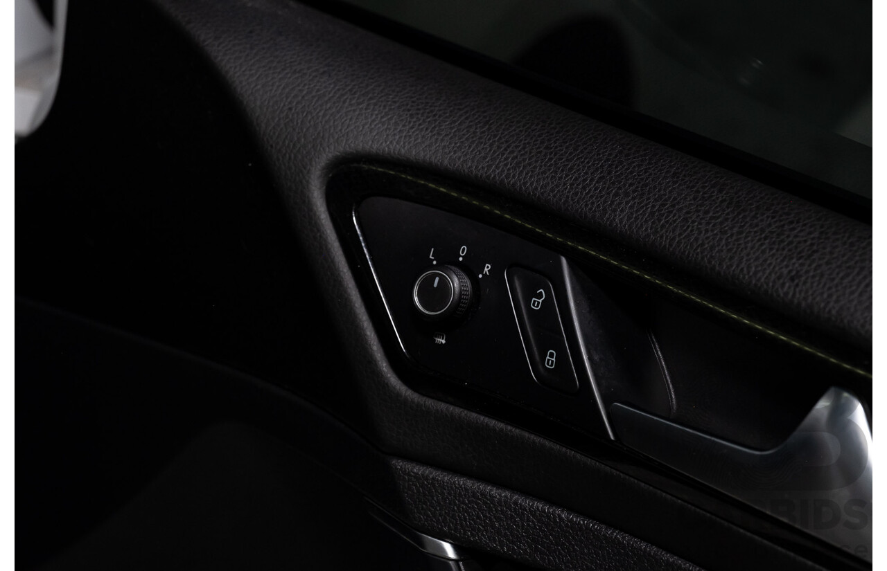 2/2017 Volkswagen Golf 110 TDI Highline MK7 AU 5d Hatchback White Turbo Diesel 2.0L