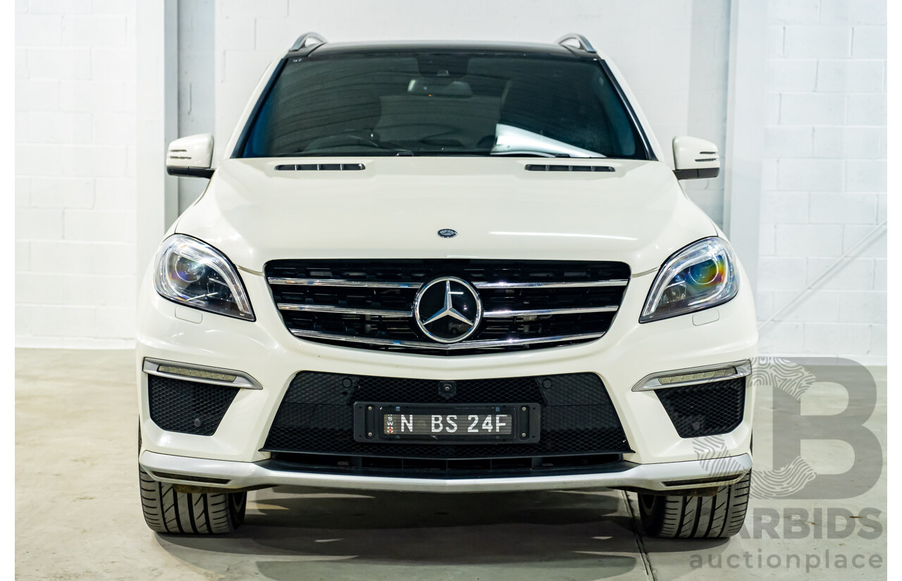 4/2014 Mercedes Benz ML63 AMG (4x4) W166 4d Wagon Diamond White Metallic Twin Turbo V8 5.5L