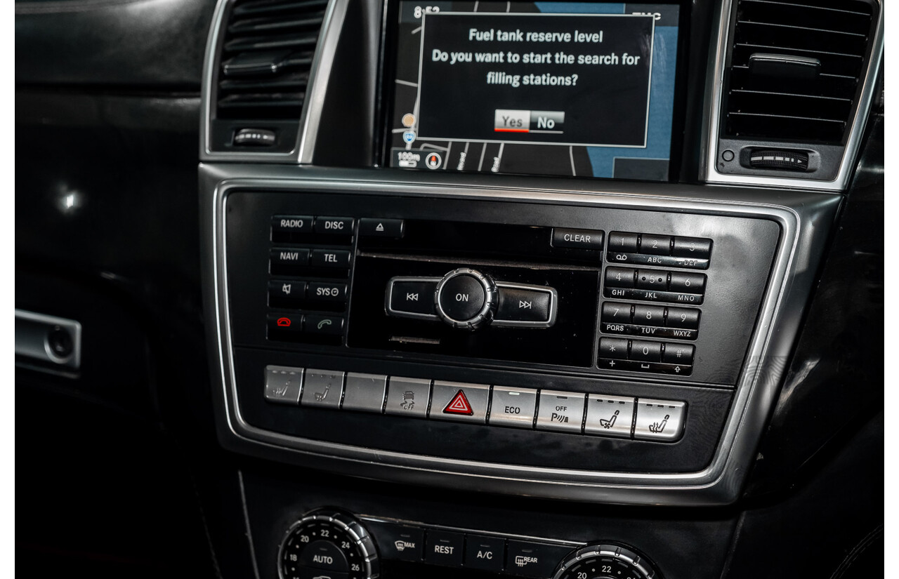 4/2014 Mercedes Benz ML63 AMG (4x4) W166 4d Wagon Diamond White Metallic Twin Turbo V8 5.5L