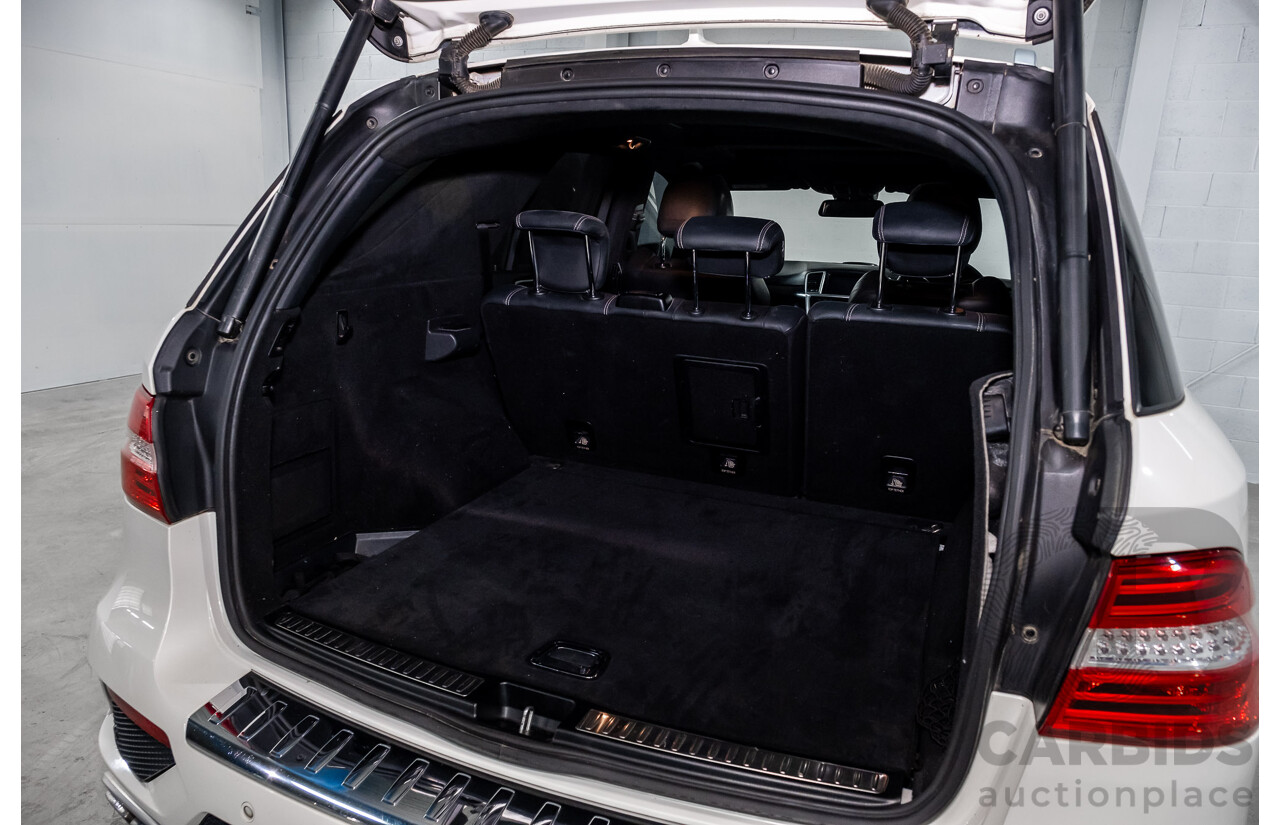 4/2014 Mercedes Benz ML63 AMG (4x4) W166 4d Wagon Diamond White Metallic Twin Turbo V8 5.5L