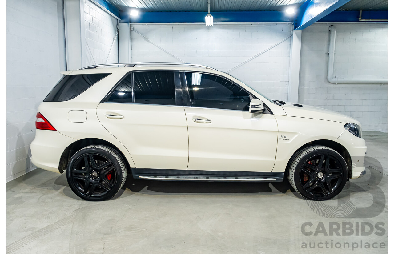 4/2014 Mercedes Benz ML63 AMG (4x4) W166 4d Wagon Diamond White Metallic Twin Turbo V8 5.5L