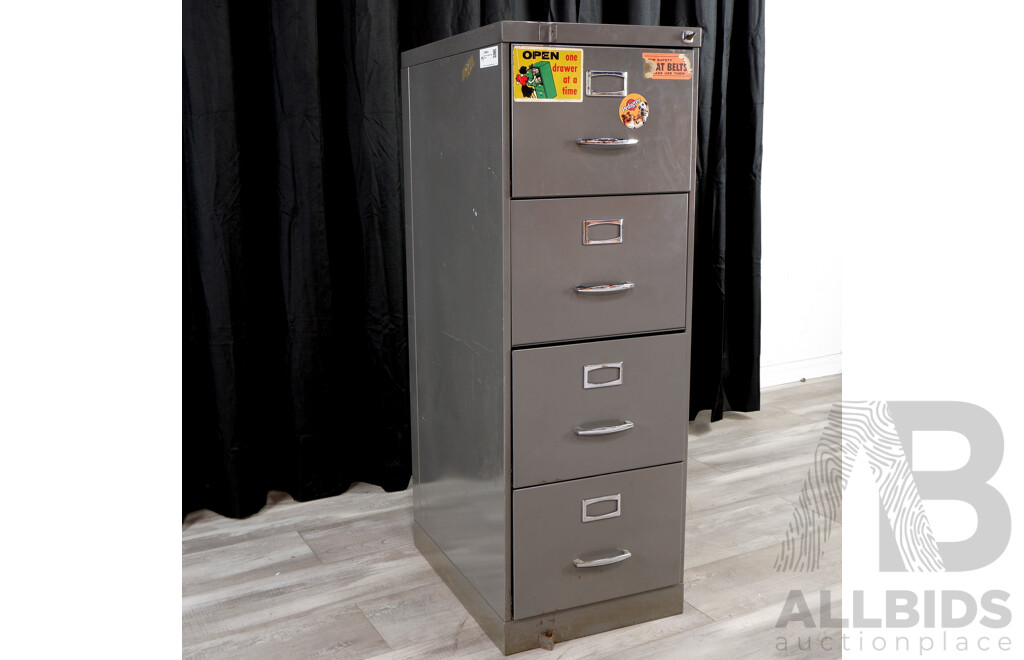 Metal Four Dreawer Filing Cabinet