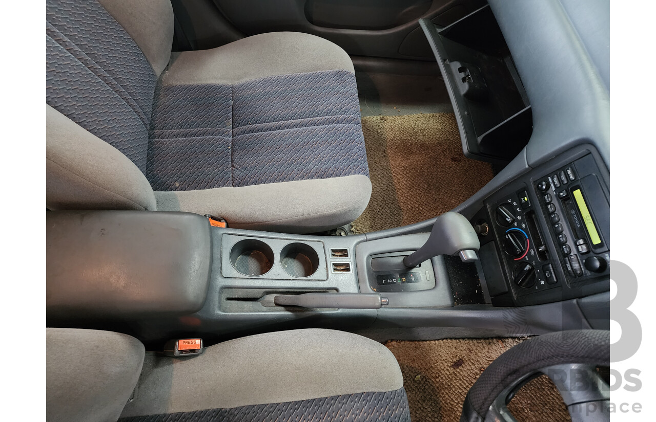 09/2000 Toyota Camry CSi FWD SXV20R 4D Wagon White 2.2L