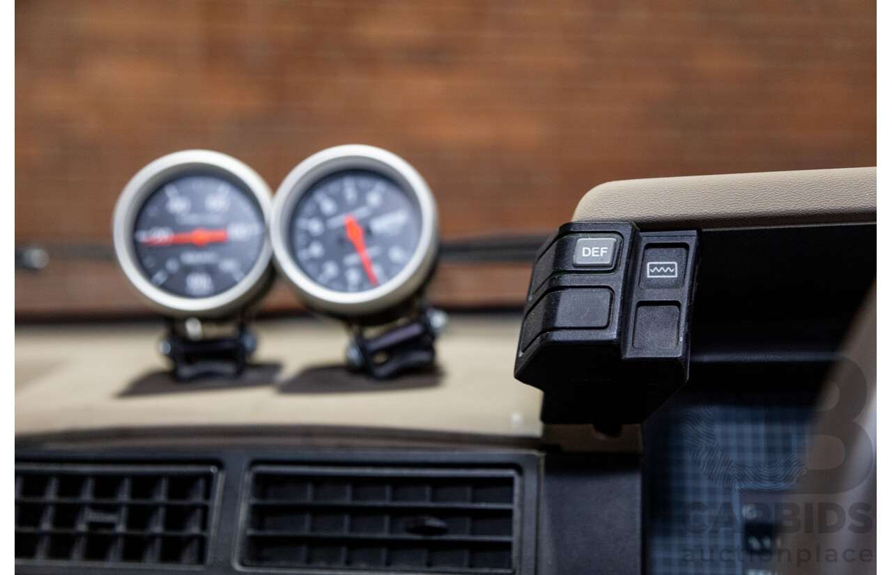 6/1987 Holden Commodore VL Turbo SL BT1 4d Sedan White Turbo 3.0L - Ex-Police - Modified