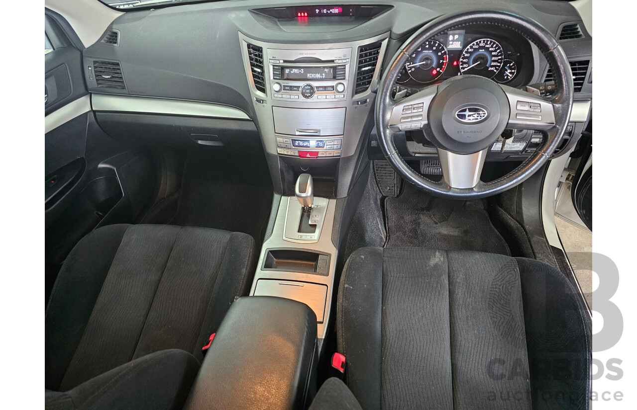 8/2011 Subaru Outback 2.5i MY11 4d Wagon White 2.5L