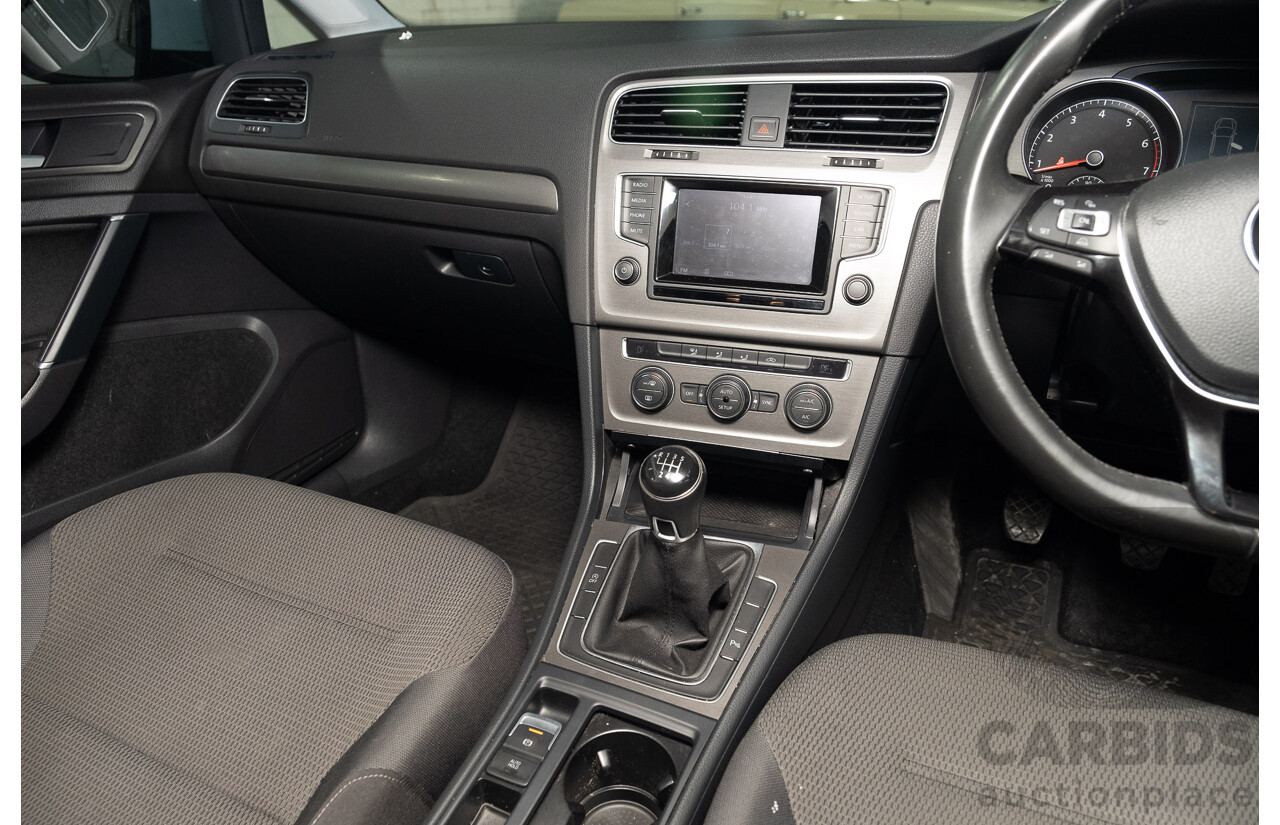 4/2013 Volkswagen Golf 90 TSI Comfortline MK7 AU 5d Hatchback White Turbo 1.4L