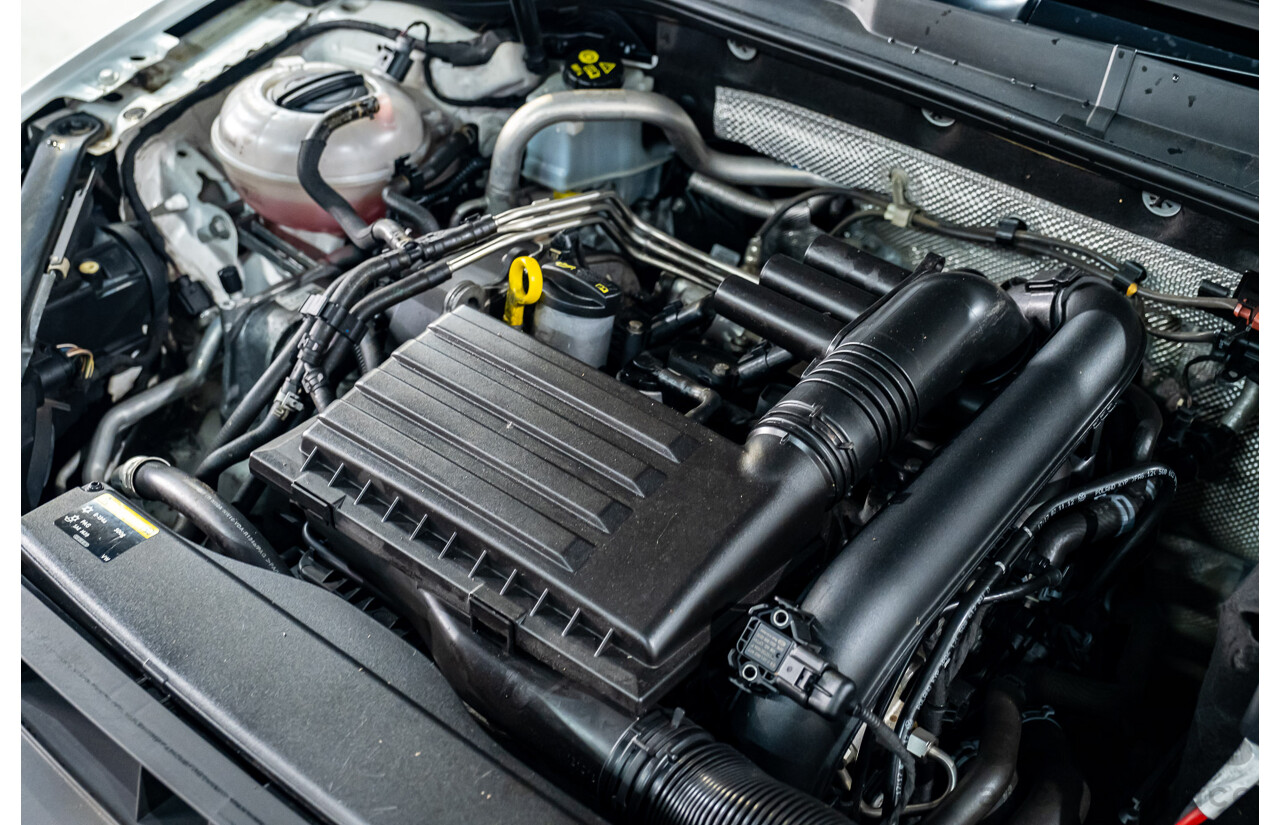 4/2013 Volkswagen Golf 90 TSI Comfortline MK7 AU 5d Hatchback White Turbo 1.4L