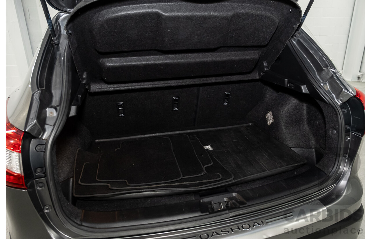 7/2015 Nissan Qashqai TI (4x2) J11 4d Wagon Metallic Grey 2.0L