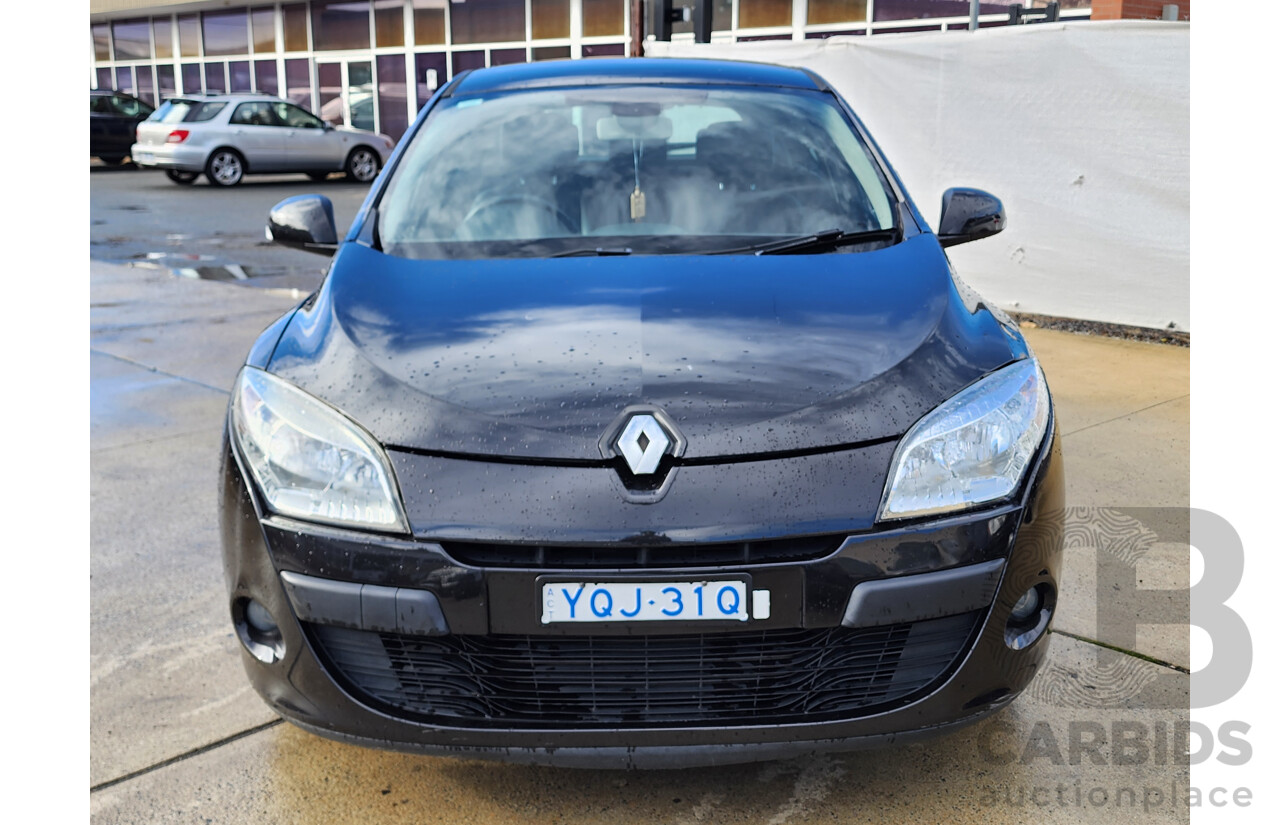 04/2012 Renault Megane DYNAMIQUE 1.5dCi FWD X32 5D Hatchback Black 1.5L
