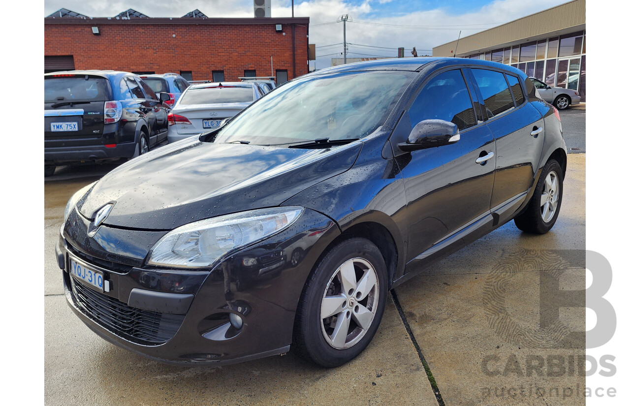 04/2012 Renault Megane DYNAMIQUE 1.5dCi FWD X32 5D Hatchback Black 1.5L