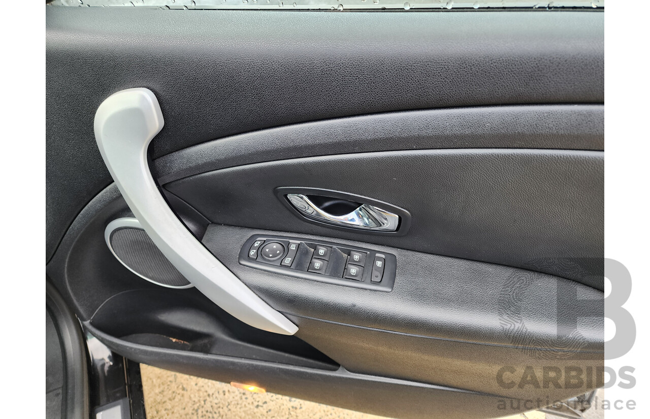 04/2012 Renault Megane DYNAMIQUE 1.5dCi FWD X32 5D Hatchback Black 1.5L