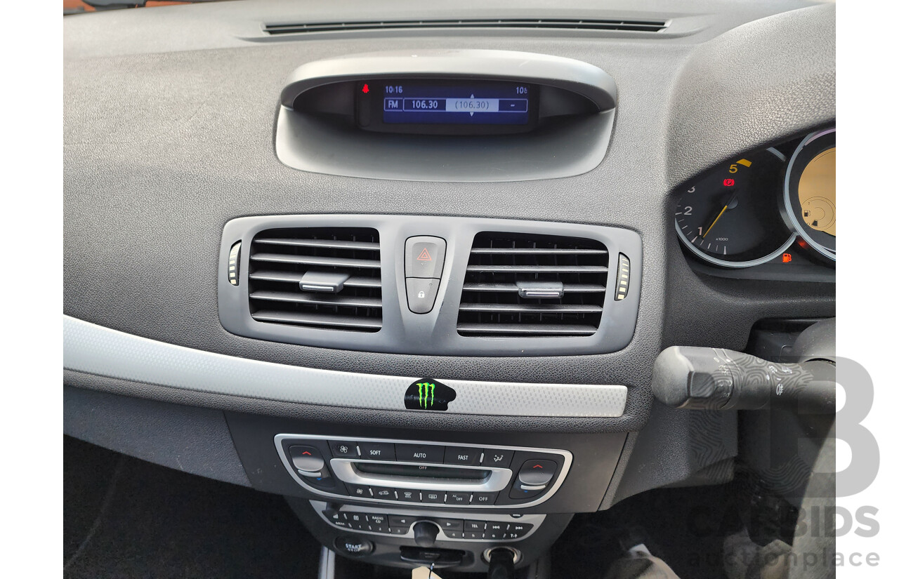 04/2012 Renault Megane DYNAMIQUE 1.5dCi FWD X32 5D Hatchback Black 1.5L