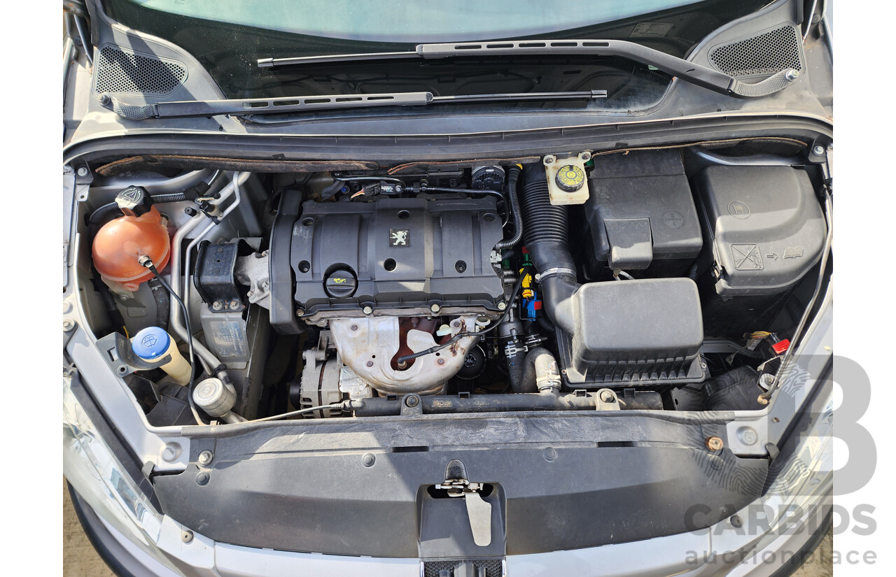 03/2005 Peugeot 307 1.6 FWD  5D Hatchback Grey 1.6L