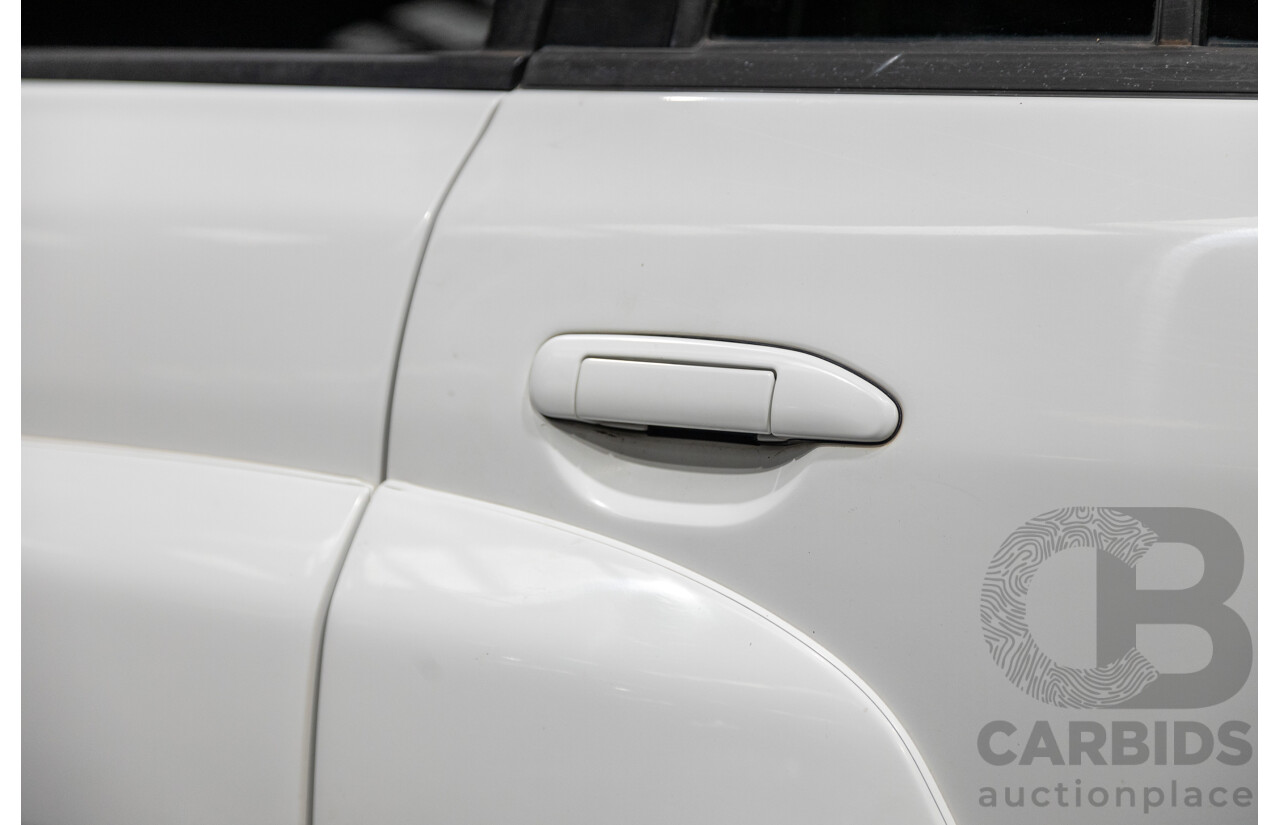 10/2004 Nissan Patrol ST (4x4) GU IV 4d Wagon White Turbo Diesel 3.0L