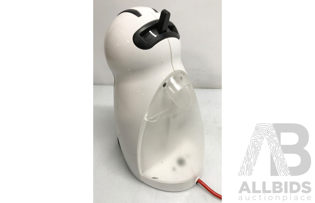 DeLonghi Nescafe Dolce Gusto Pod Capsule Coffee Machine