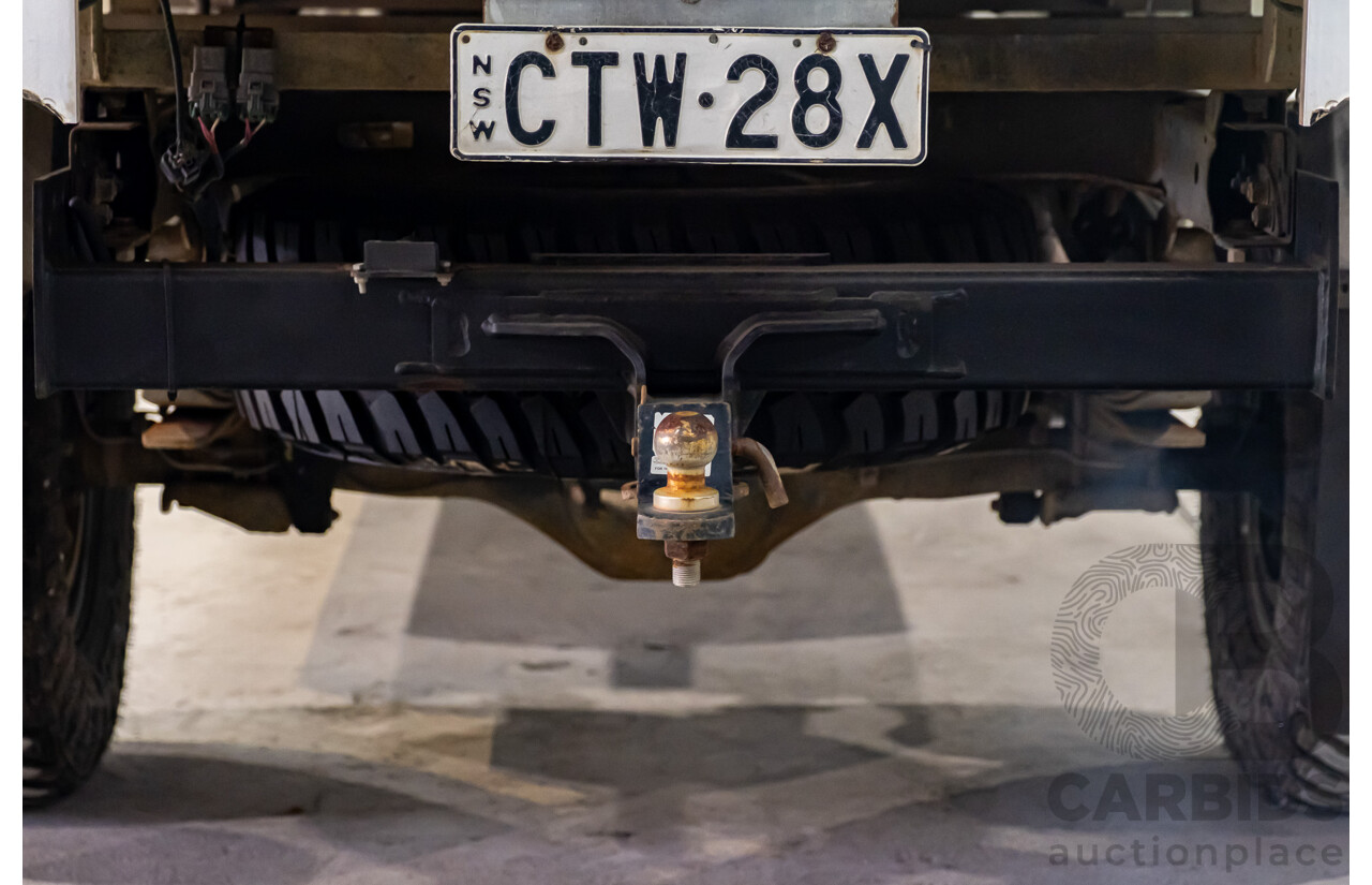 10/2014 Mitsubishi Triton Glx-R (4x4) MN MY14 Update 4d Double Cab Utility White Turbo Diesel 2.5L