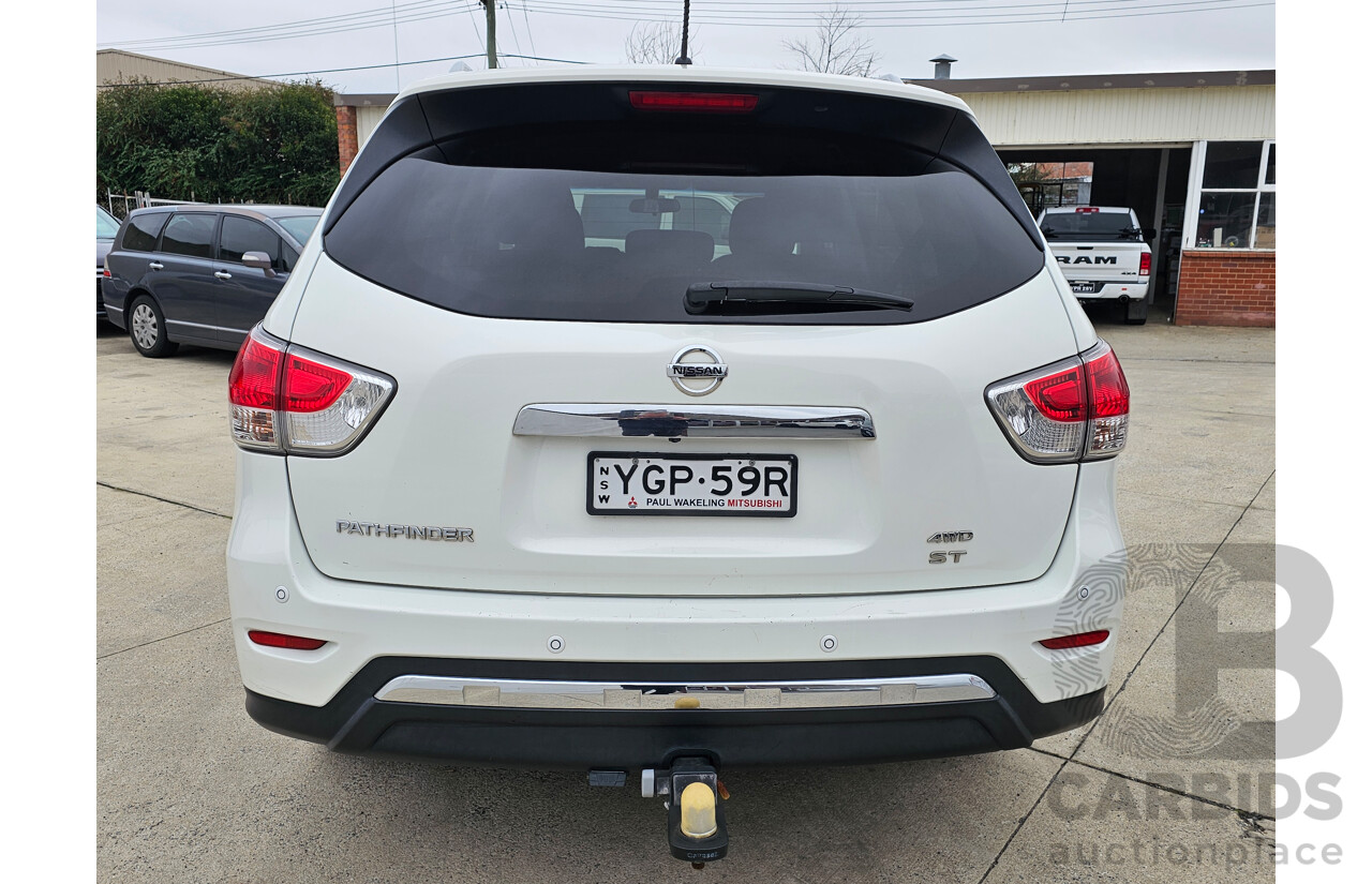 7/2014 Nissan Pathfinder ST (4x4) R52 4d Wagon White 3.5L