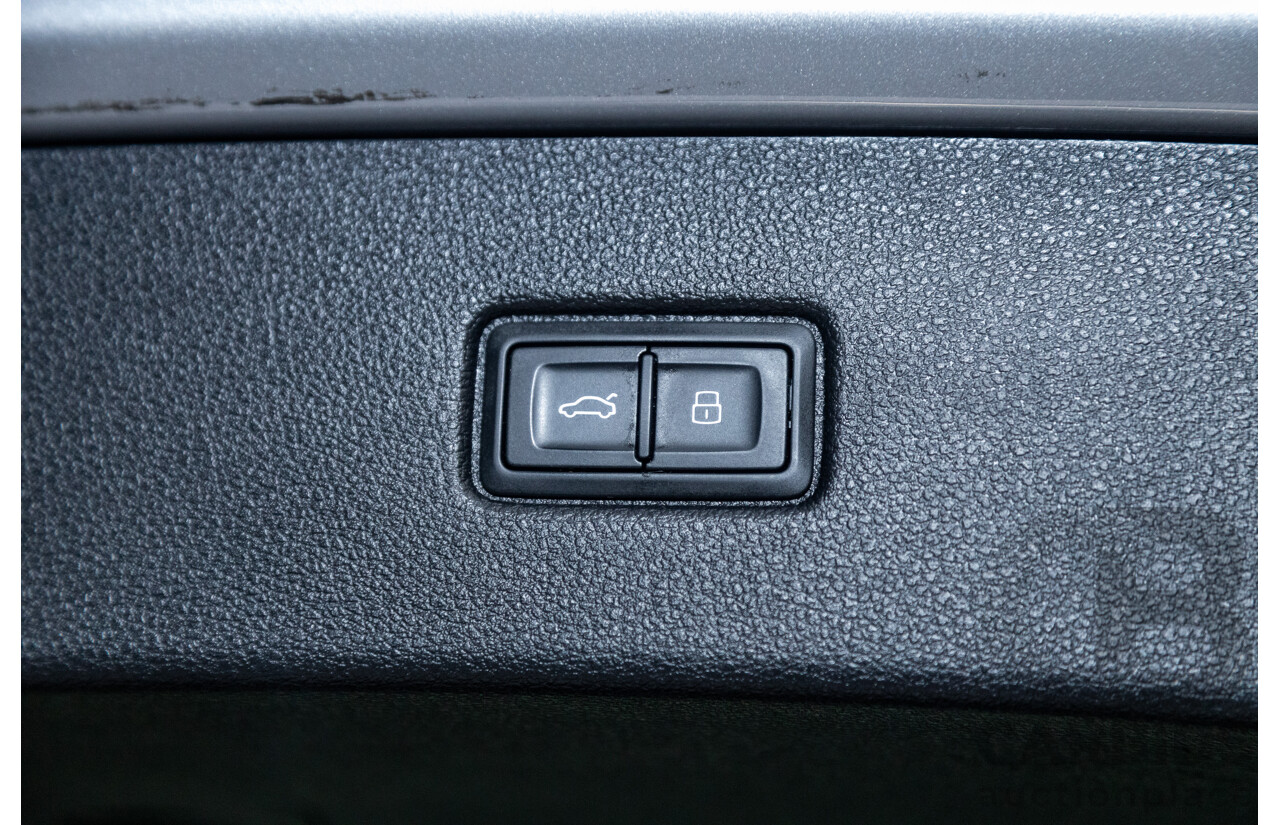 3/2017 Audi Q7 3.0 TDI Quattro (AWD) 4M 4d Wagon Florett Silver Metallic Turbo Diesel V6 3.0L - 7 Seater