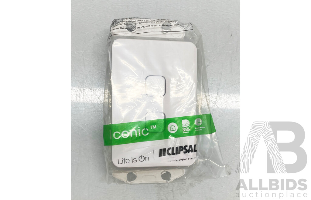 Clipsal Iconic Flush Switch - Lot of 10 - ORP $120