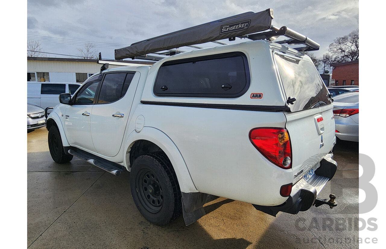 03/2011 Mitsubishi Triton GLX-R (4x4) MN MY11 Double Cab Utility White 2.5L