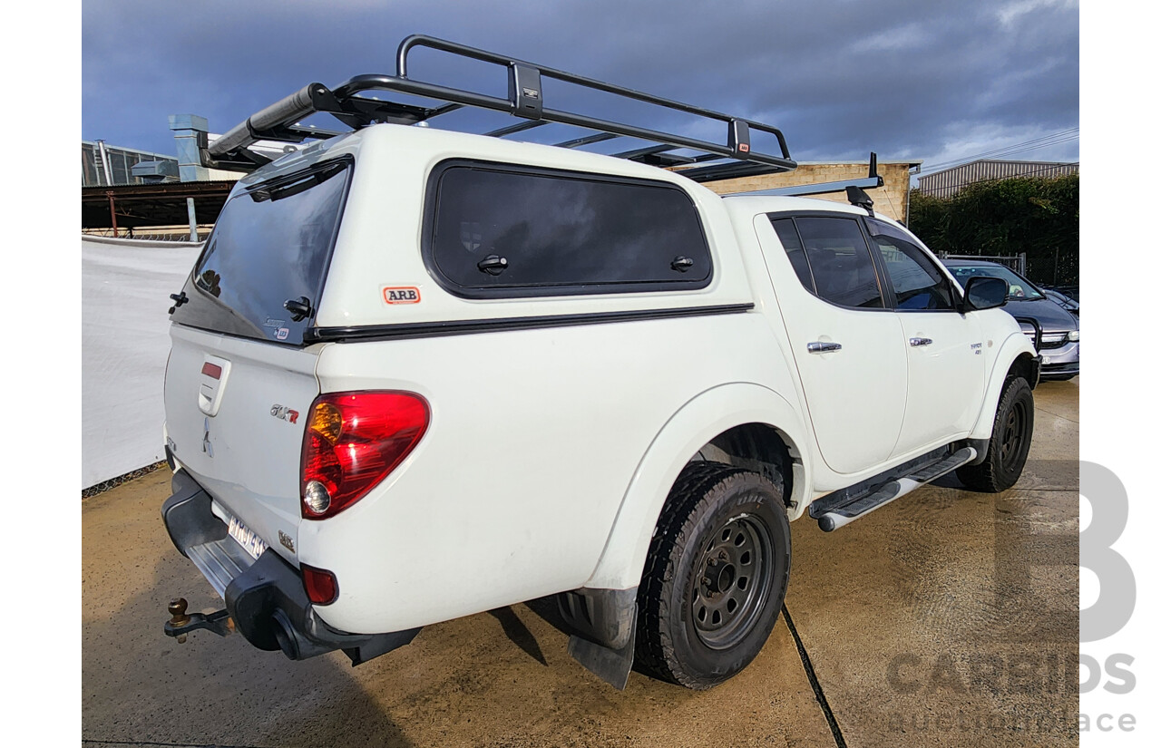 03/2011 Mitsubishi Triton GLX-R (4x4) MN MY11 Double Cab Utility White 2.5L