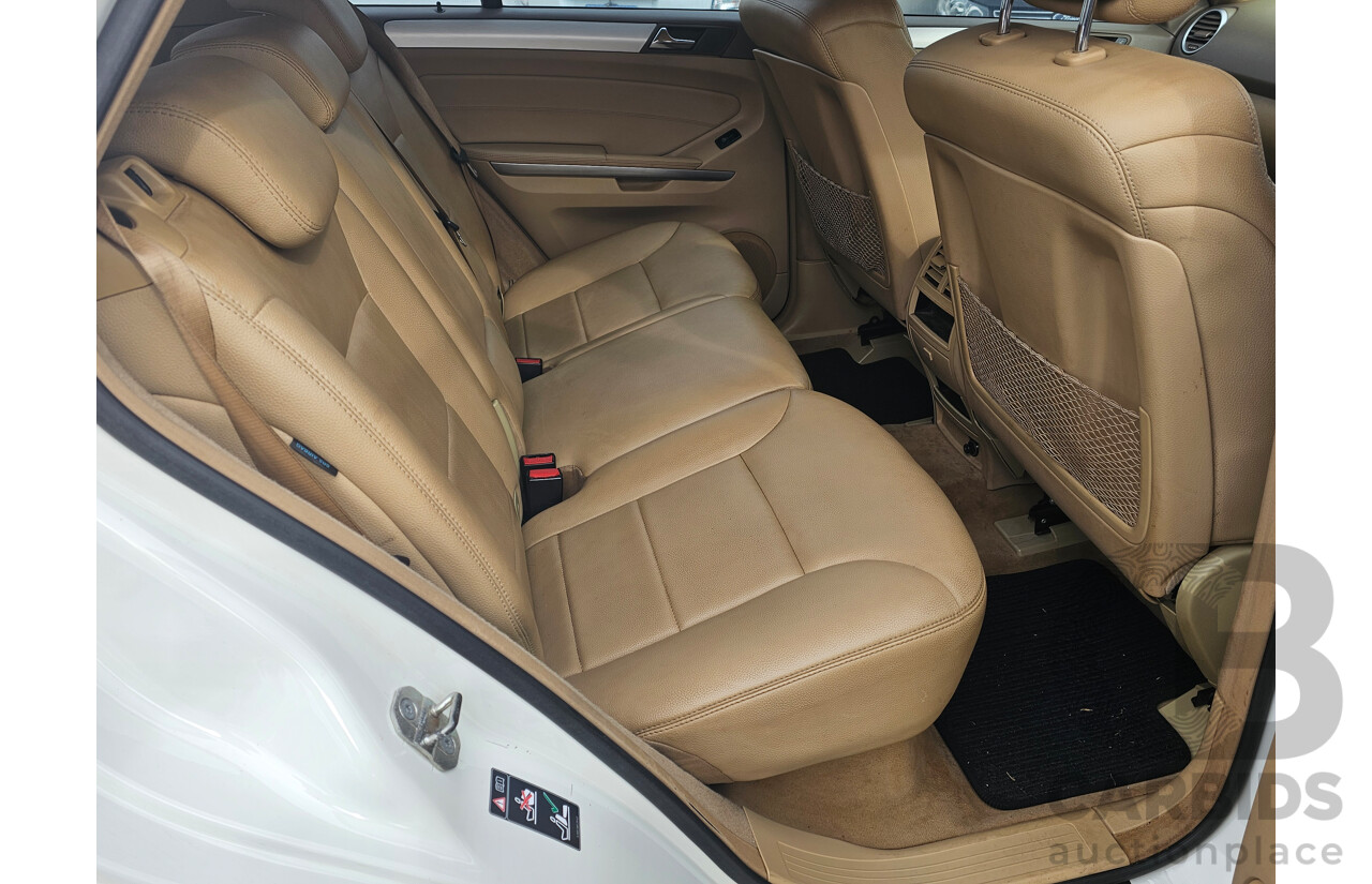 6/2010 Mercedes-Benz ML 300 CDI (4x4) W164 09 UPGRADE 4d Wagon White 3.0L