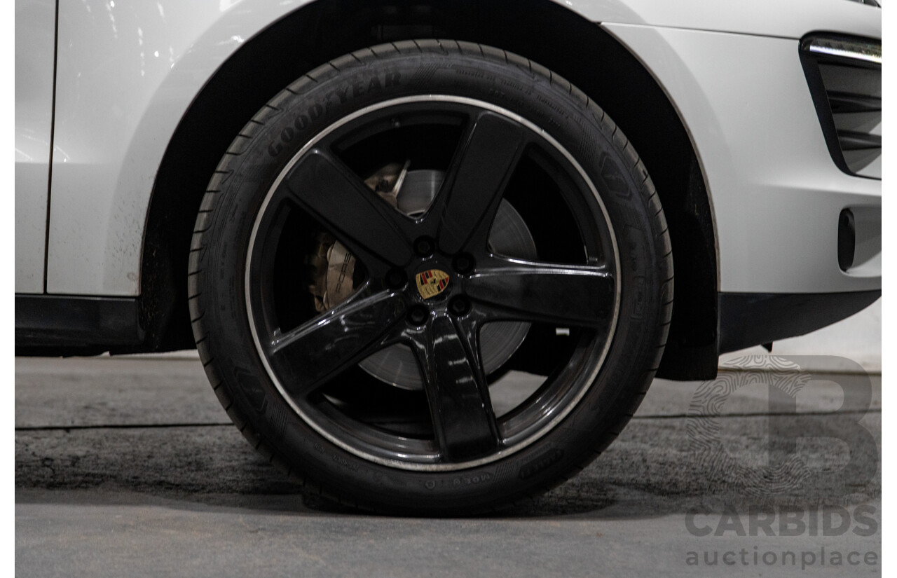 9/2015 Porsche Macan S Diesel (AWD) MY15 4d Wagon White Turbo Diesel V6 3.0L